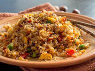 Рецепта Ориз със зеленчуци по китайски с яйце и соев сос